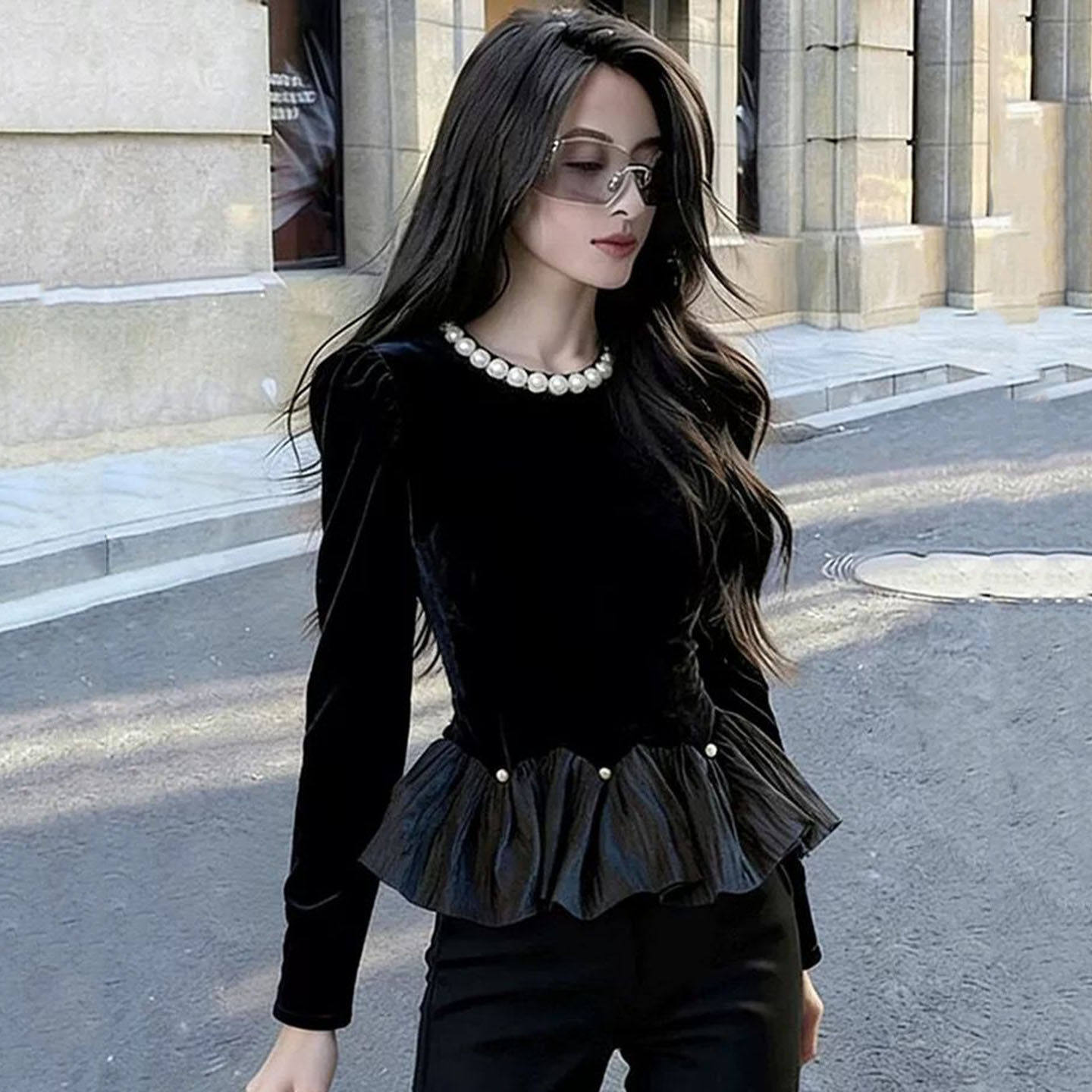 撞色拼接长袖丝绒衬衫女春秋2026新款春装荷叶边裙摆显瘦气质上衣