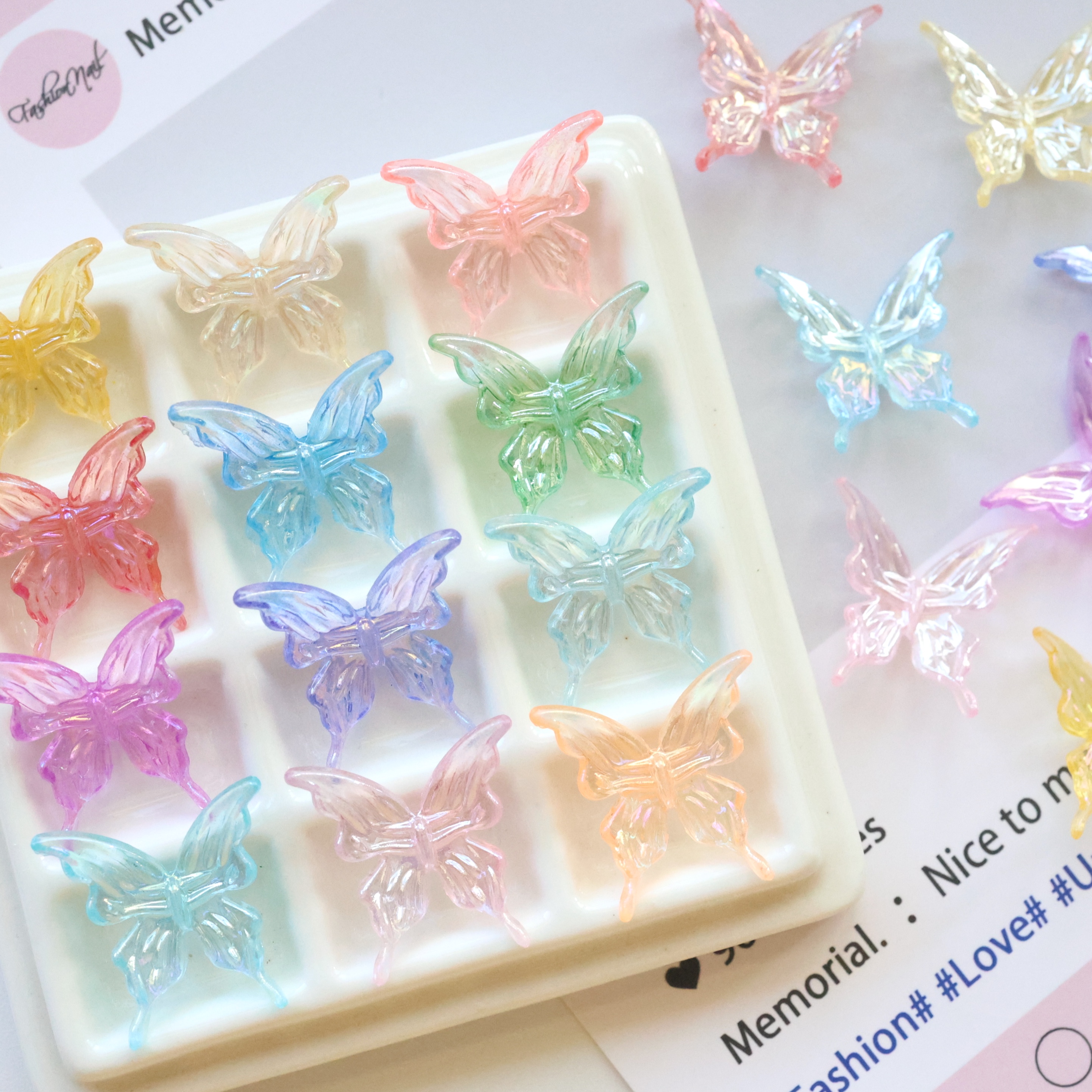 亚克力幻彩双色燕尾蝶通孔蝴蝶珠