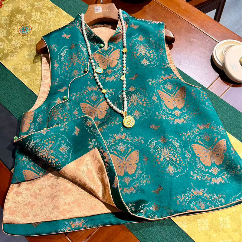 新中式轻国风马甲2026早春新款复古提花高级感无袖唐装上衣坎肩女