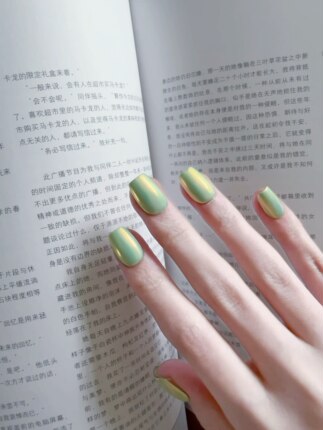 薄荷绿  炫光浅绿色盐系少女风极光美甲日系氛围感美甲穿戴甲清新