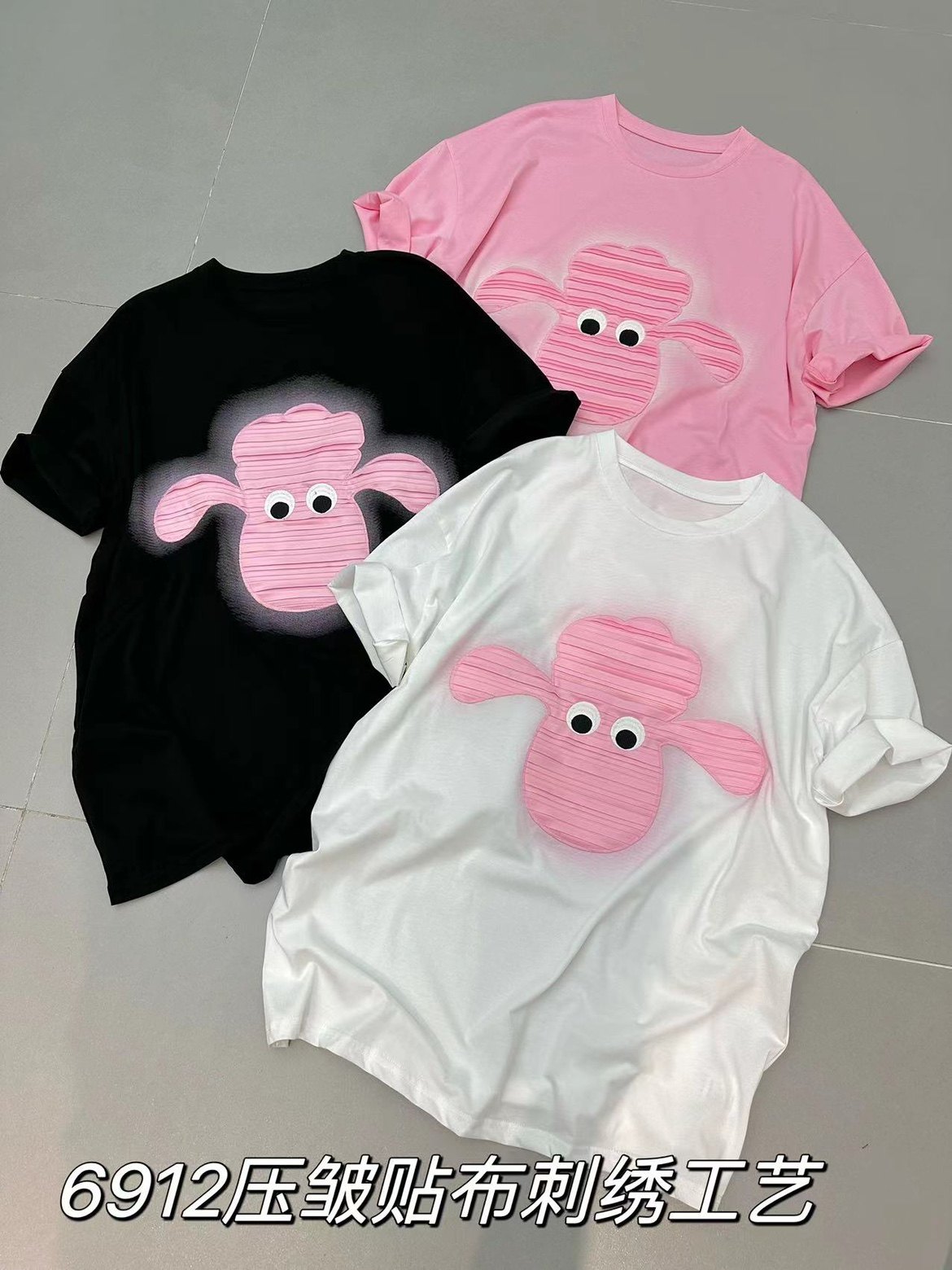 zw6912卓娃创意小羊褶皱贴布刺绣大版t恤女夏圆领薄大版上衣失踪