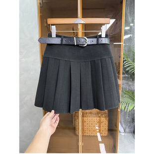 怒推！秋冬氛围感战袍！重工百褶羊毛毛呢短裙女   R5883~ME