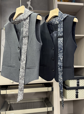 Q货！轻松抬气质！飘带醋酸V领西装短马甲女    MJ2501A~ZY