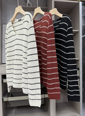 自带慵懒氛围！肌理羊毛V领长袖条纹针织上衣女  H1968~ZY