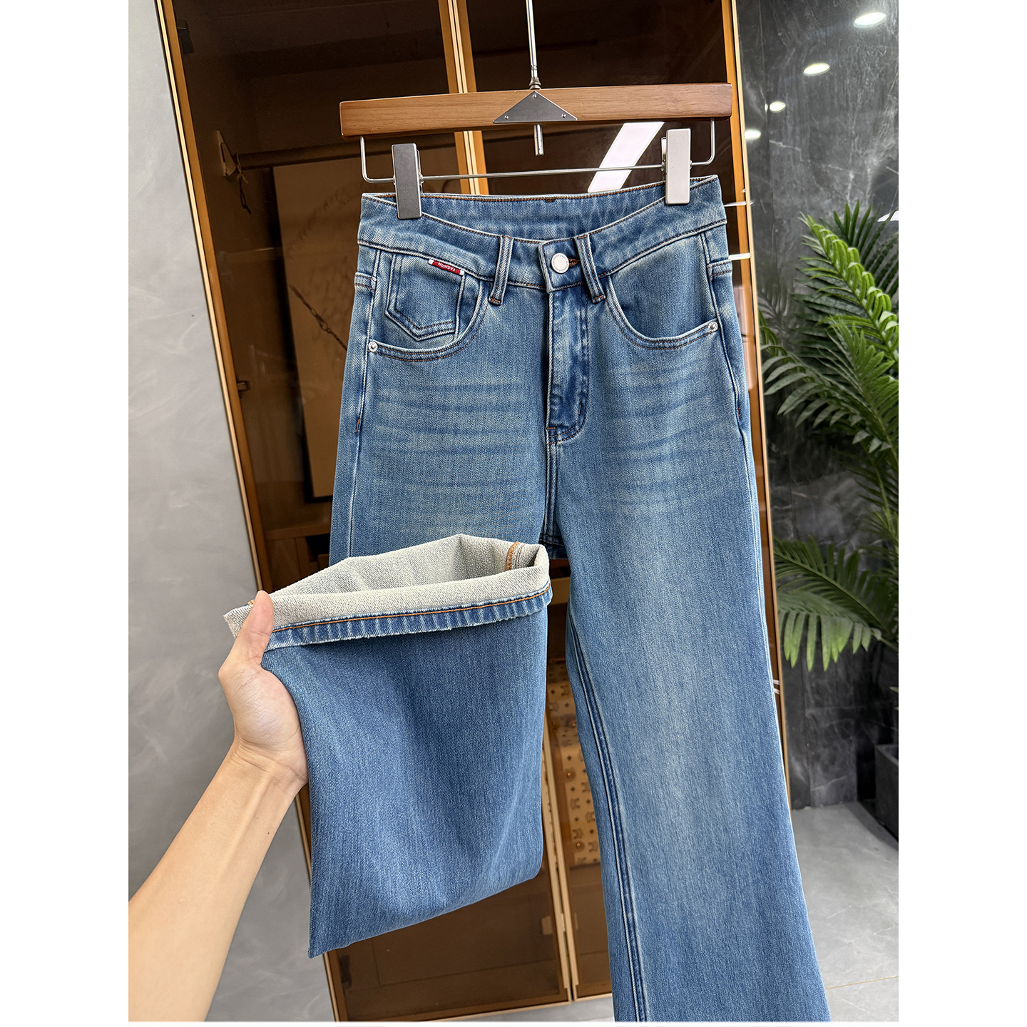 口碑工厂！微弹薄绒牛仔喇叭裤