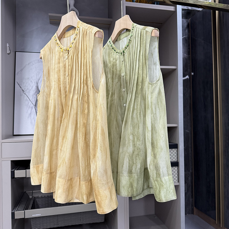 宽松打揽钉珠圆领无袖衬衫上衣
