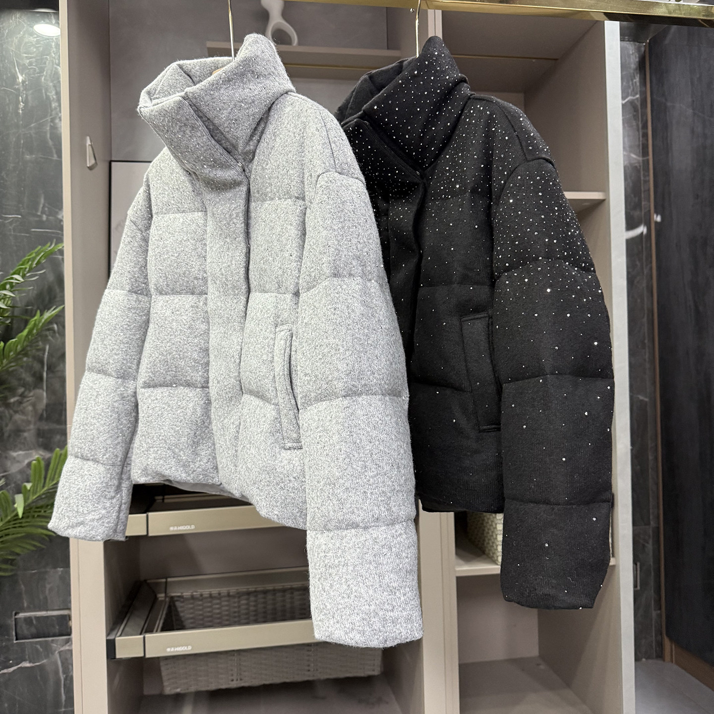 宽松烫钻羊毛立领鹅绒羽绒服外套