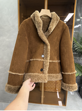 口碑工厂出！两面穿皮毛一体麂皮绒翻领外套女   R811~ME