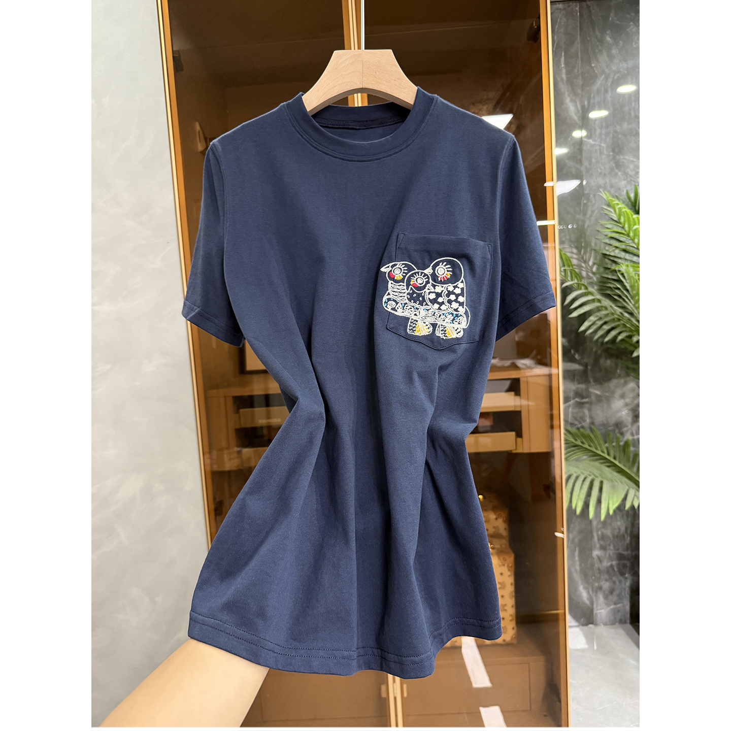 衣橱刚需！品质货！刺绣口袋圆领短袖棉T恤女     96169~JS