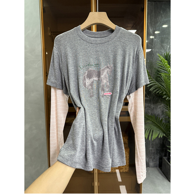 N货！拼接长袖印花小马圆领棉T恤