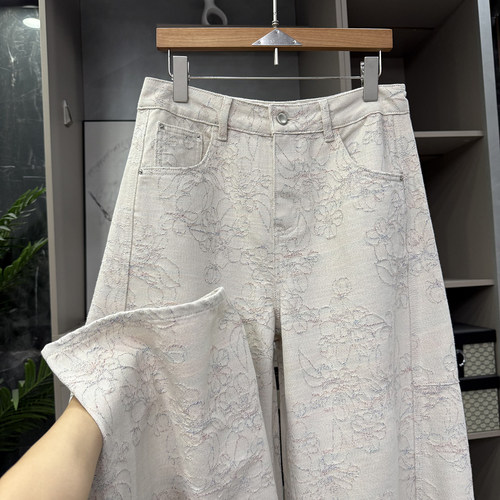 N货！重工提花中高腰牛仔镰刀裤