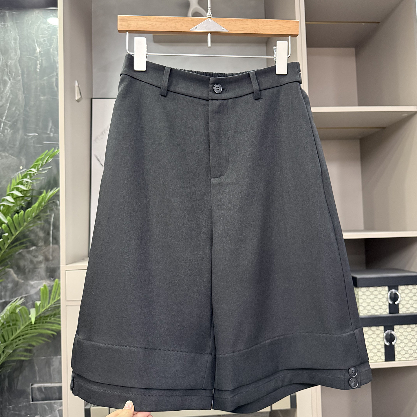 尖叫吧！这型怎么穿都美！高腰休闲阔腿中裤女   AE0568~ZY