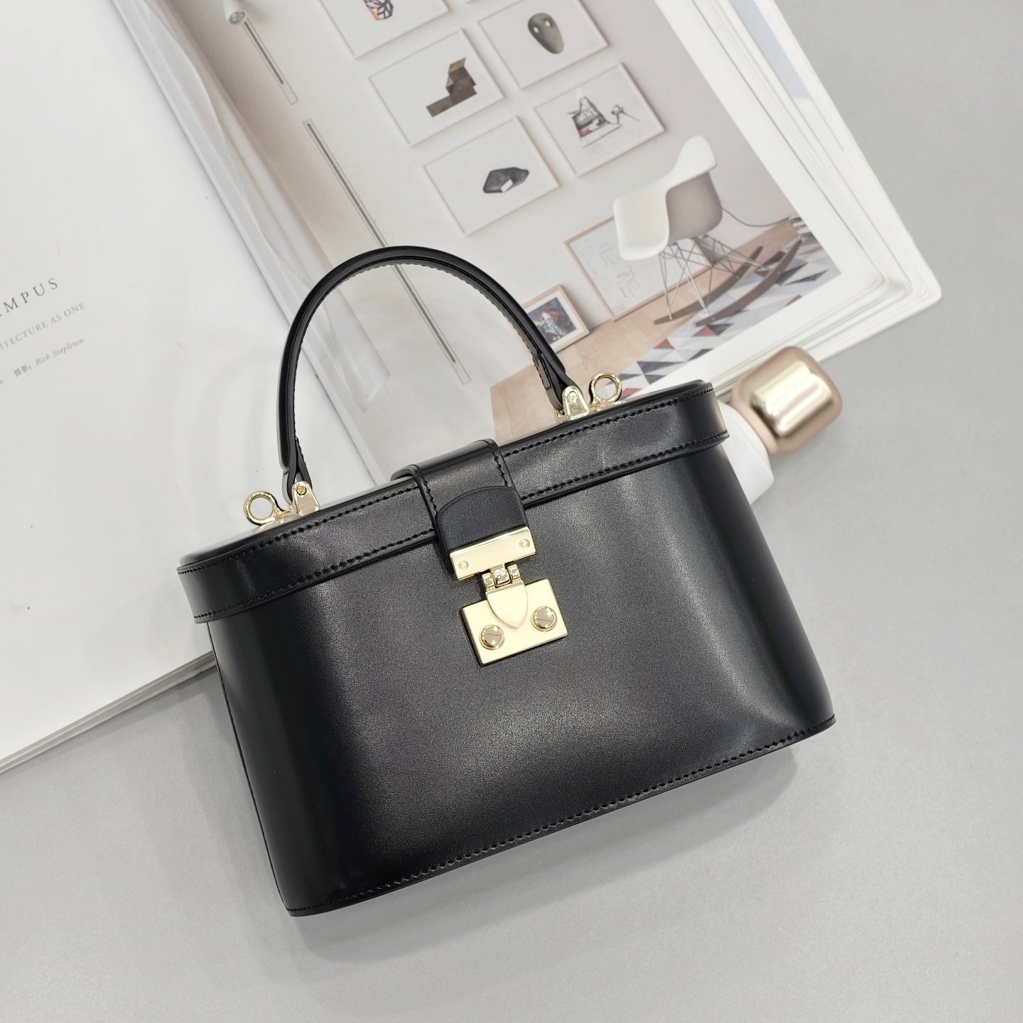 定型手提小箱子包包女2026春季新款锁扣化妆包时尚牛皮单肩斜挎包,箱包皮具/热销女包/男包,水桶包,淘宝优惠券,粉丝福利购,淘宝优惠卷