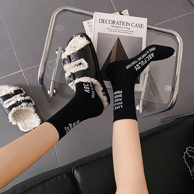 纯棉韩国后跟字母个性运动中筒袜