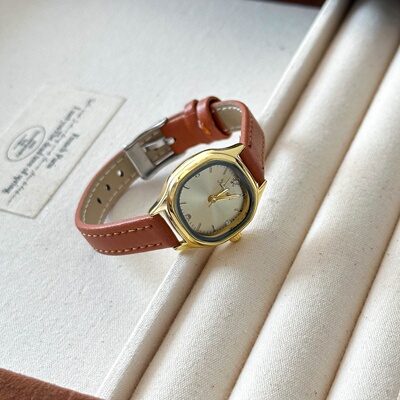 ins风复古小表盘细皮带女表