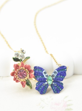 破茧成蝶蓝色镶钻蝴蝶项链