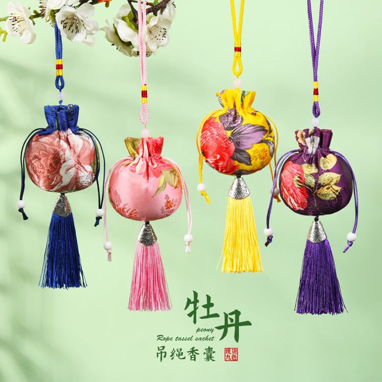 流苏香包香囊空袋汽车锦缎挂件宝宝胎发古风荷包梅花随身香囊