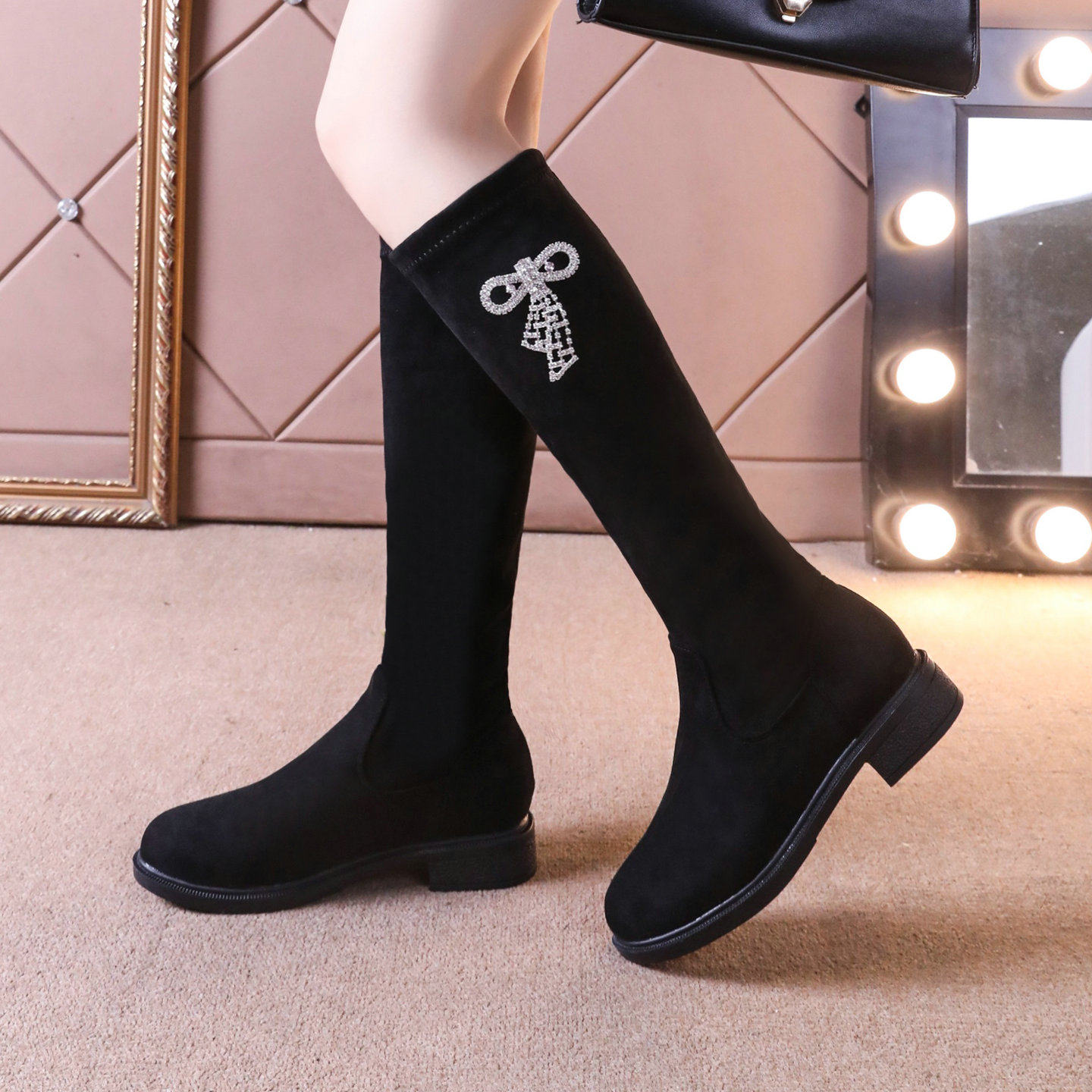 新款秋冬季黑色百搭长筒靴女平底加绒保暖不过膝弹力瘦腿靴高筒靴