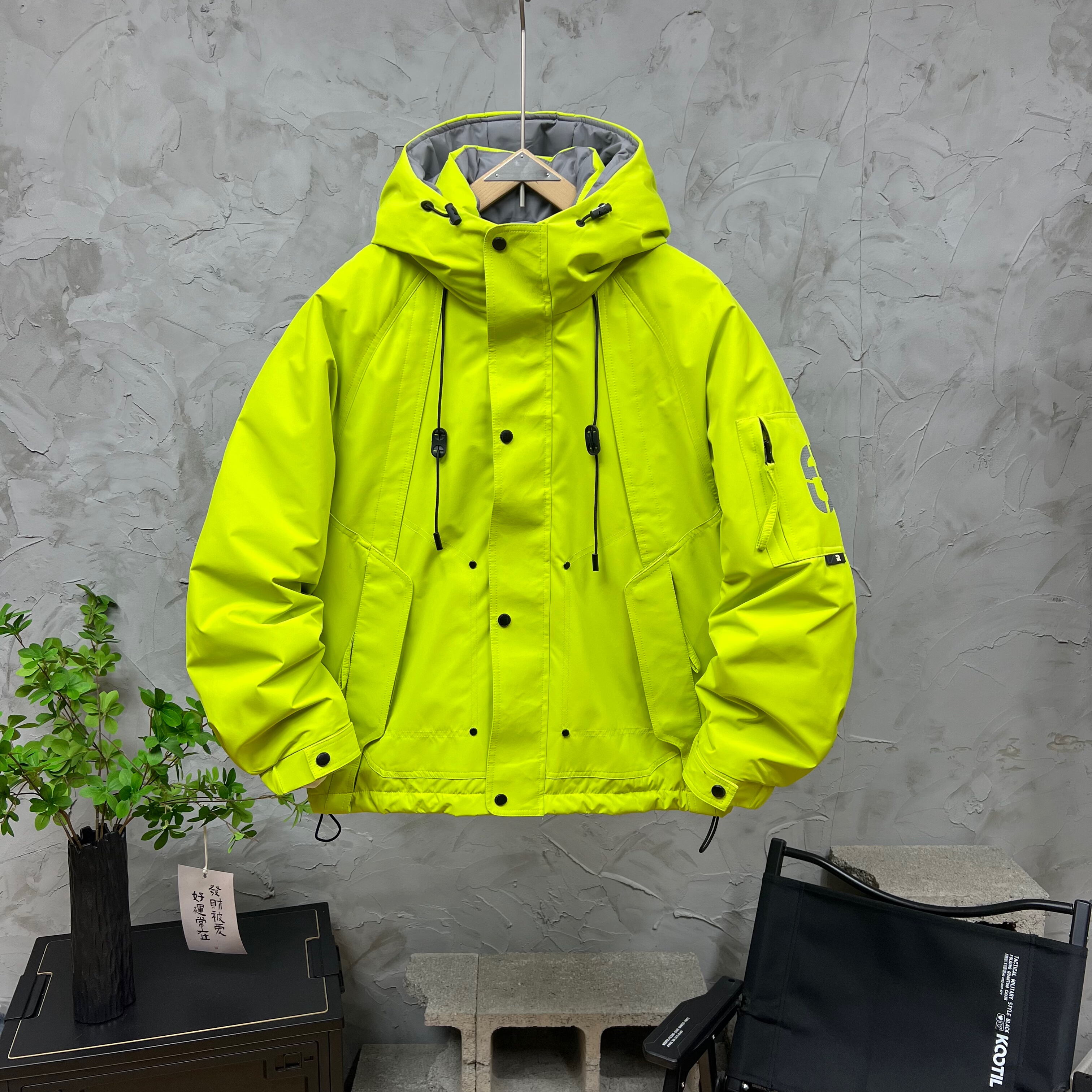 冬季新款男士连帽冲锋衣潮羽绒服