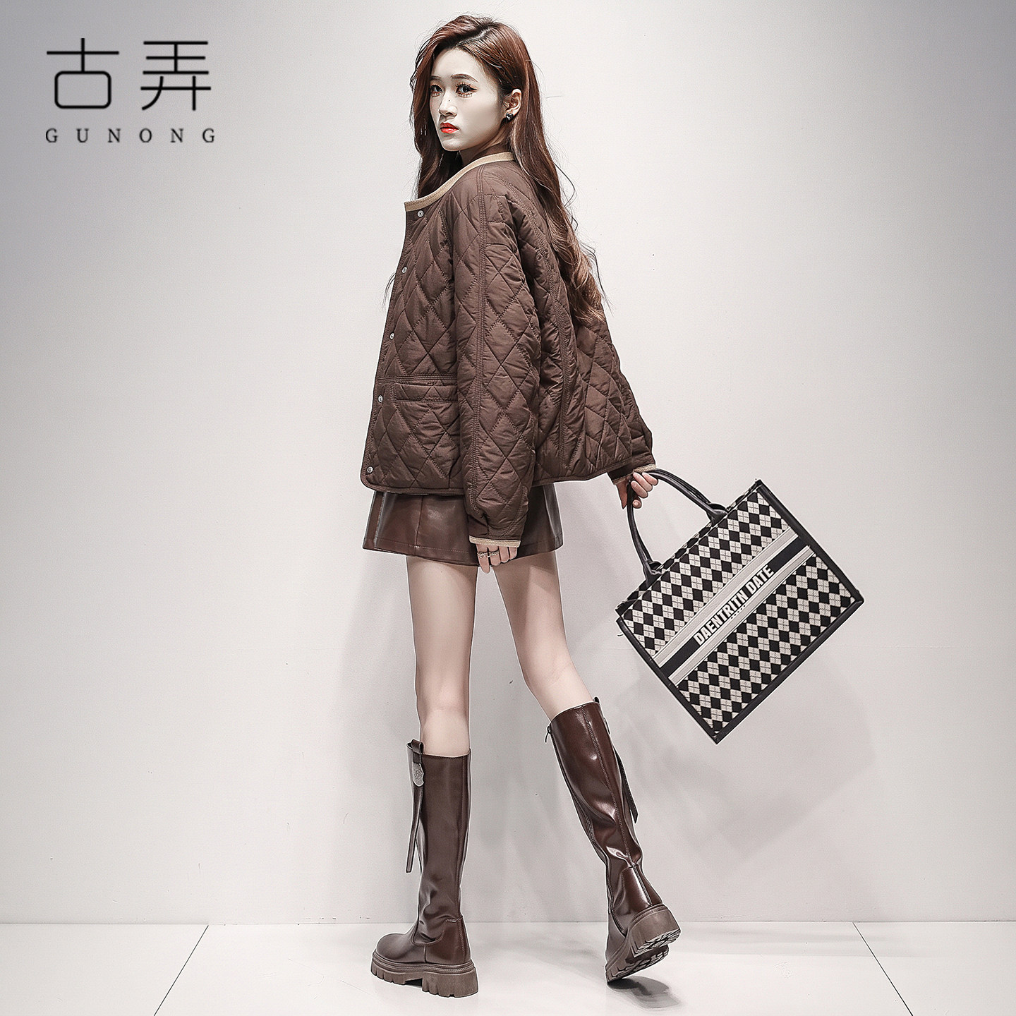 2026秋冬轻薄夹棉短款女棉服
