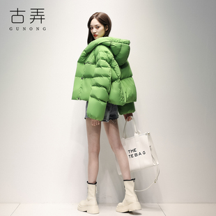 古弄潮牌短款加厚连帽羽绒服2025冬季新款时尚百搭保暖舒适厚外套