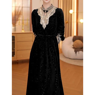 高档气质名媛重工刺绣丝绒连衣裙2026春装 超仙减龄显瘦中长裙 新款