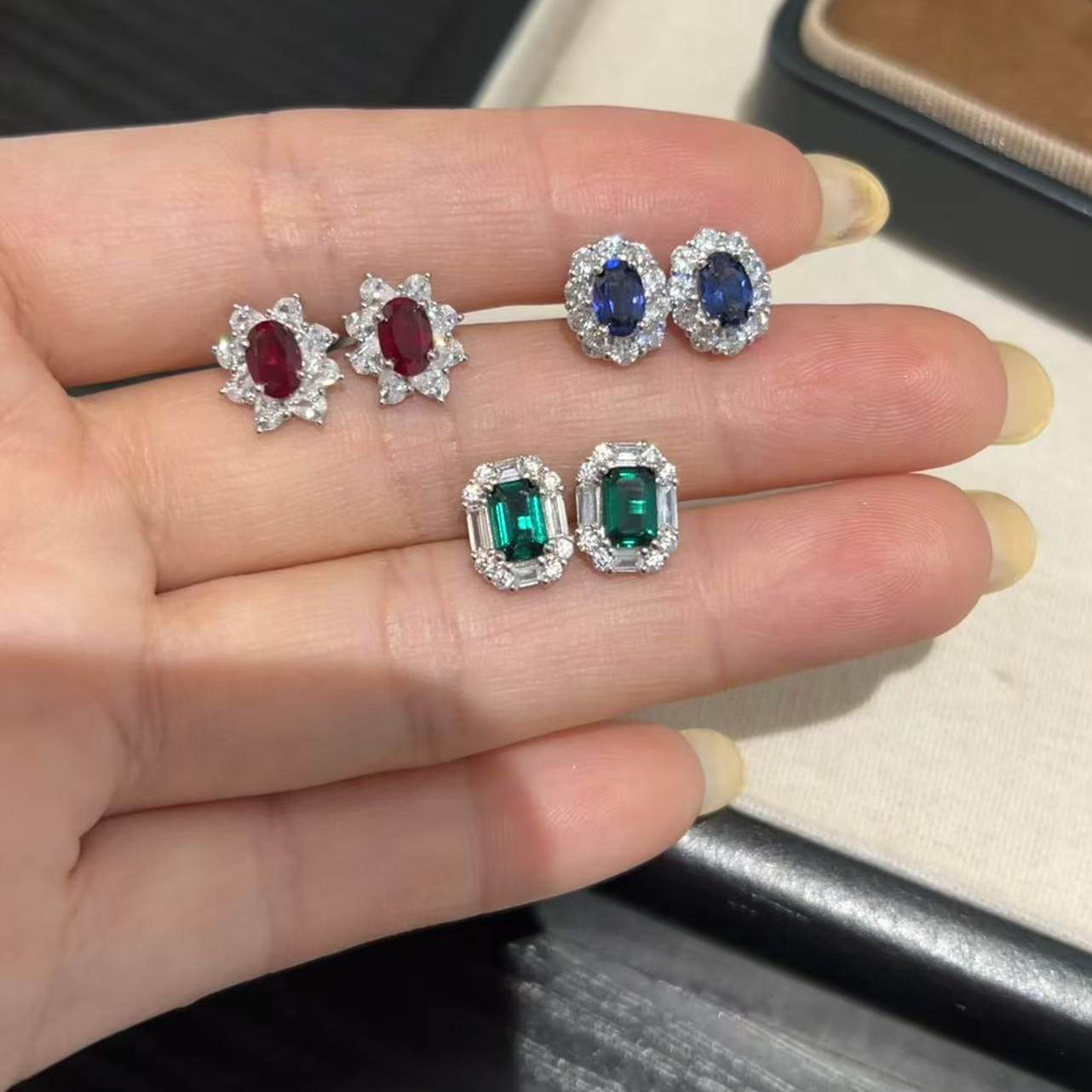 Amor Glam【实验室培育】爆闪耳钉女养耳清冷高级感小众耳环耳饰