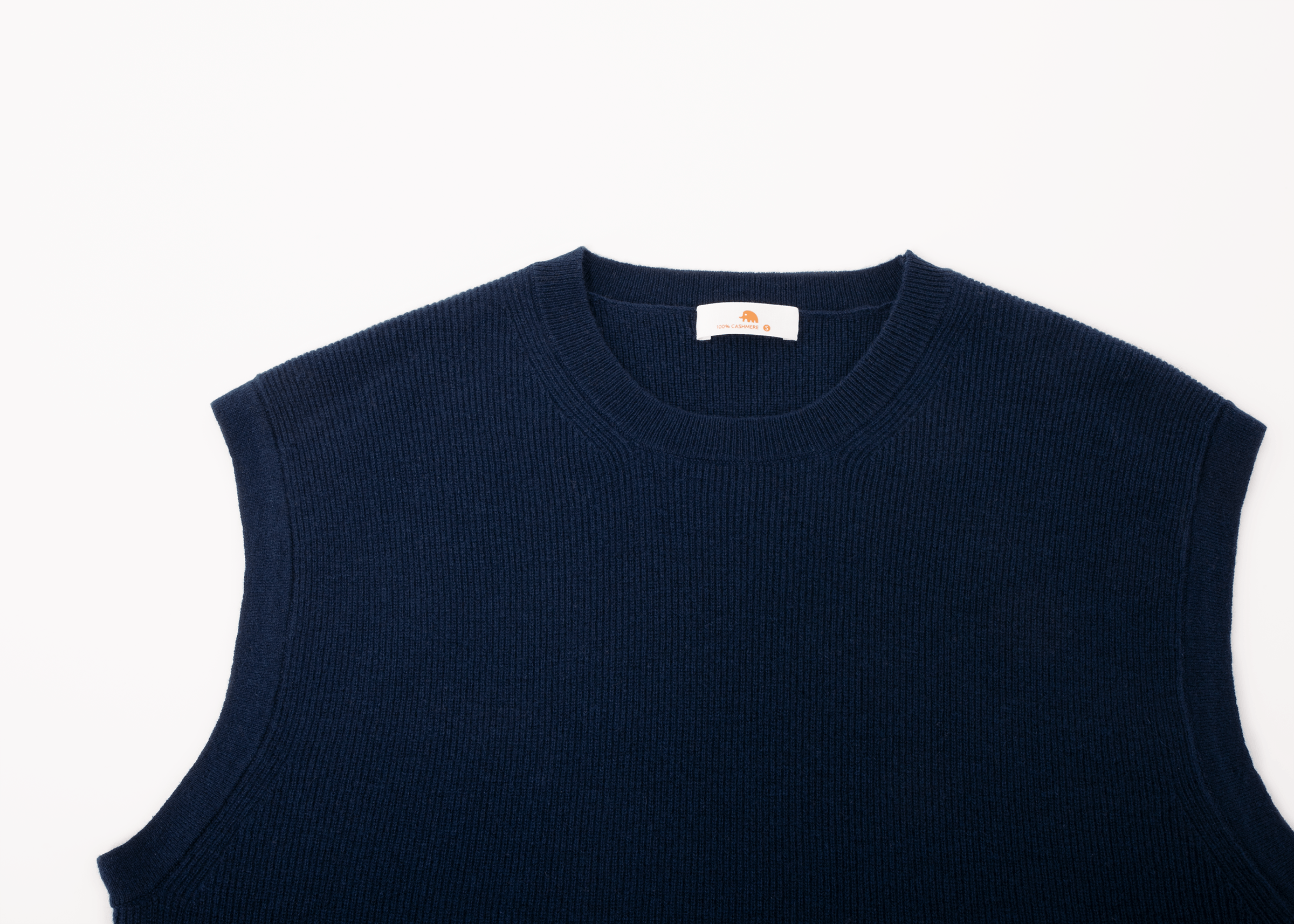 小金象 CASHMERE 100% - 男14针36支中厚无袖圆领针织背心 康赛妮