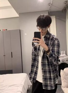 港风藏蓝色长袖格子衬衫男款潮流宽松百搭少年感情侣防晒衬衣外套