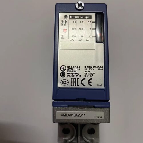 施耐德 XMLA010A2S11压力开关