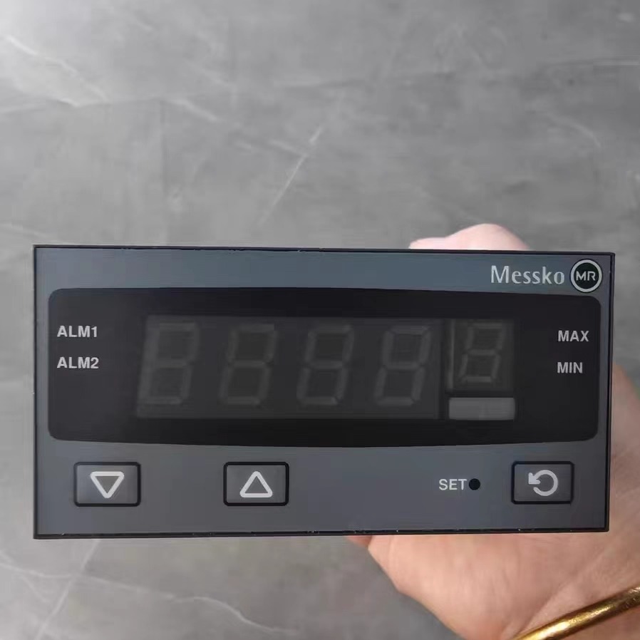 MESSKO德国 D1272AT温控数显仪