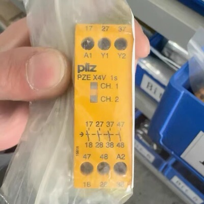 PILZ皮尔兹 PZE X4V 1s 774580安全继电器