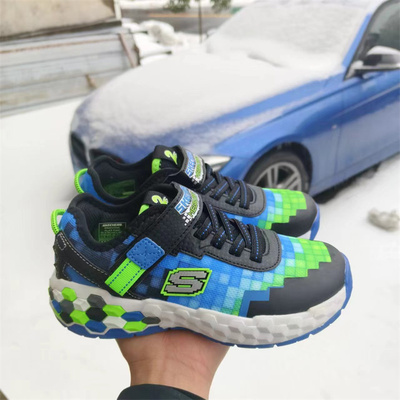 SKX男童童鞋春夏新款跑鞋舒适百搭男童超轻防滑撞色运动鞋