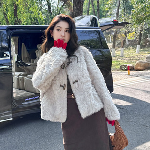 今年流行特惠冬季时尚加厚短款外套女仿皮草羊羔绒貂绒皮毛一体
