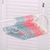 儿童衣架小孩小号衣服挂婴儿晾晒衣架子家用宝宝多功能婴幼儿防滑