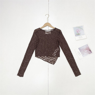 X2时尚 26春夏新款 女圆领长袖 蕾丝网纱不规则设计上衣 打底外单纯元