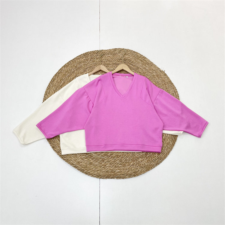 J2休闲宽版~北欧单26春夏莫代尔柔软空气层长袖V领卫衣女蝙蝠袖