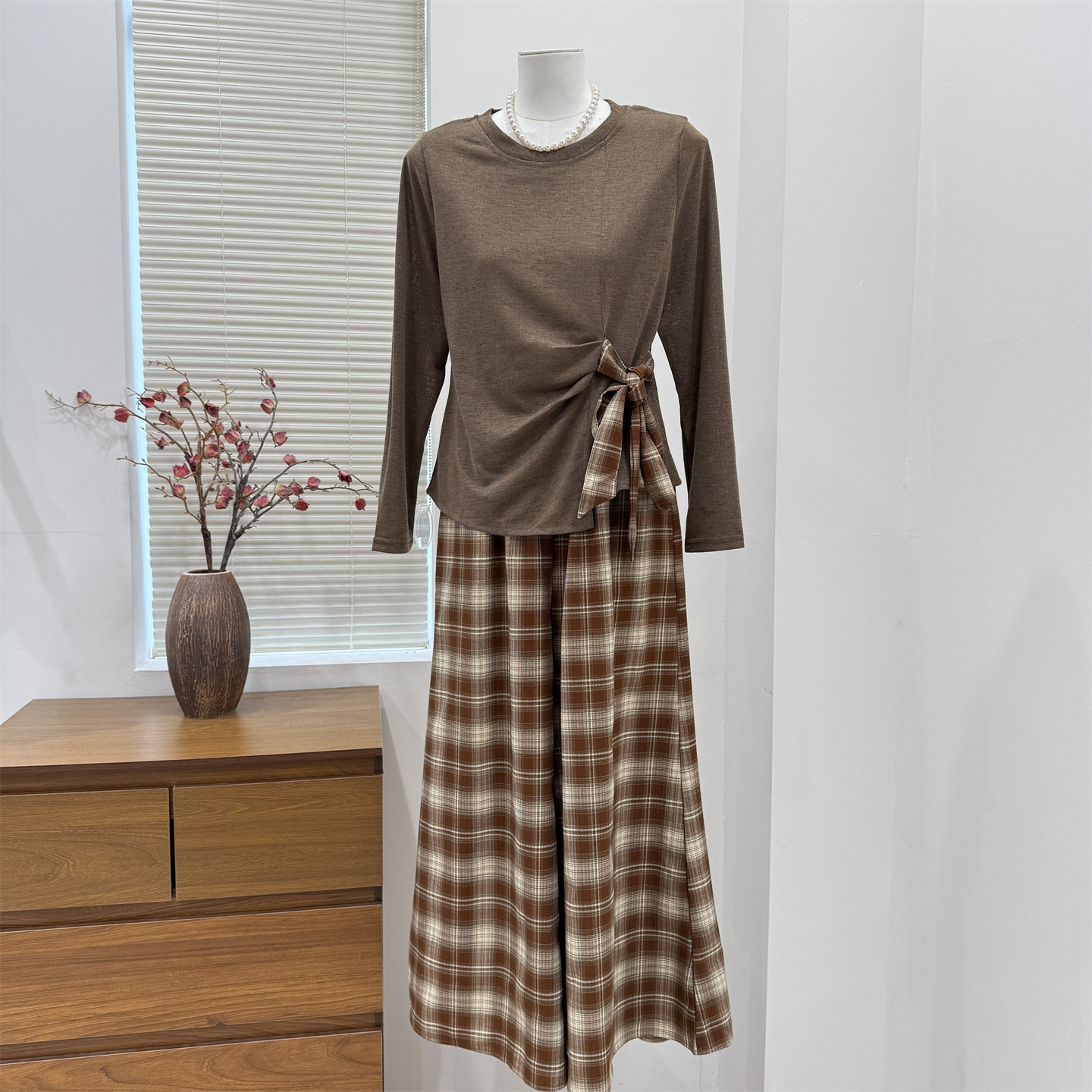 中年妈妈春装新款针织衫上衣裤子两件套中老年女春秋休闲气质套装