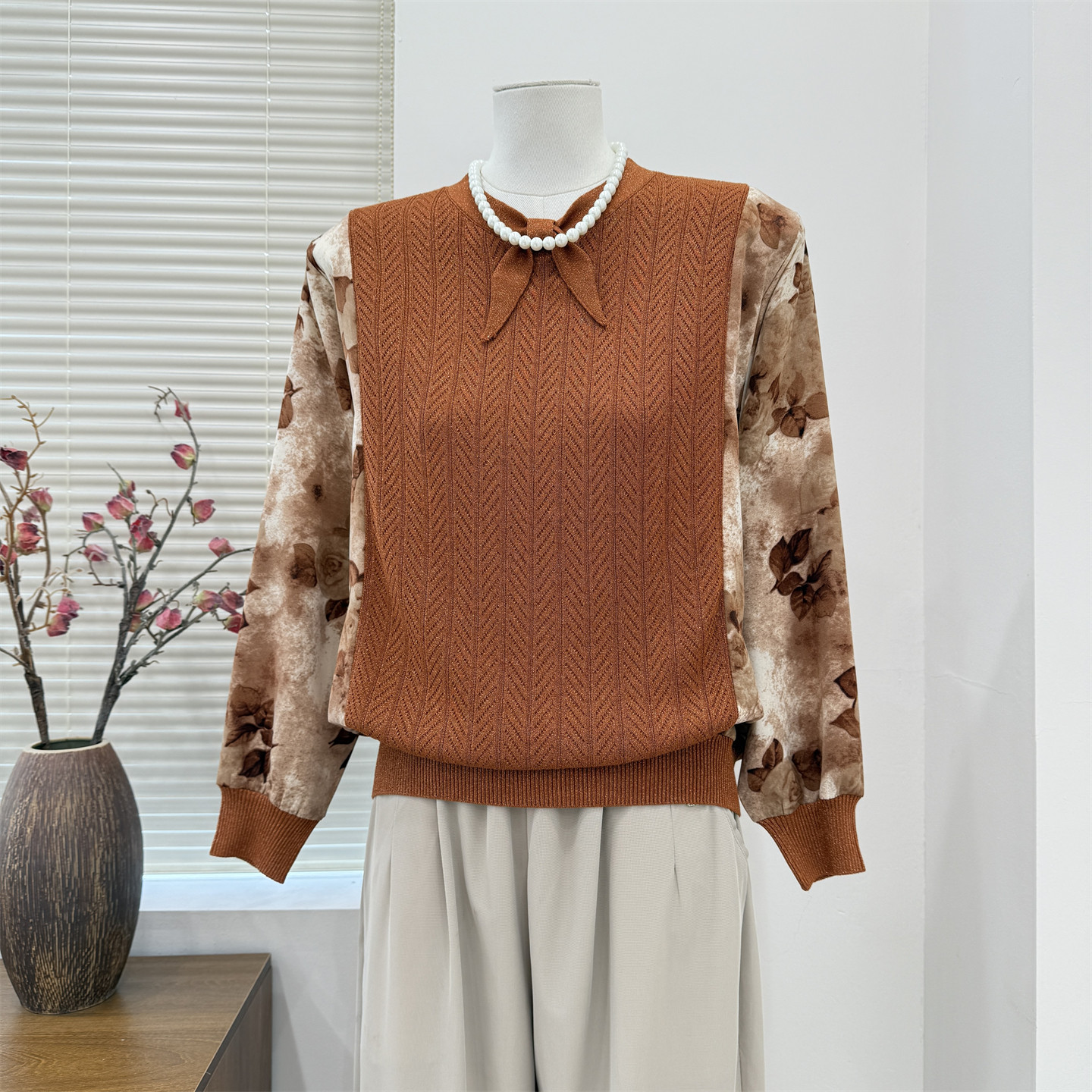 妈妈春装针织衫上衣服2026年新款中老年女装大码宽松小衫50岁长袖