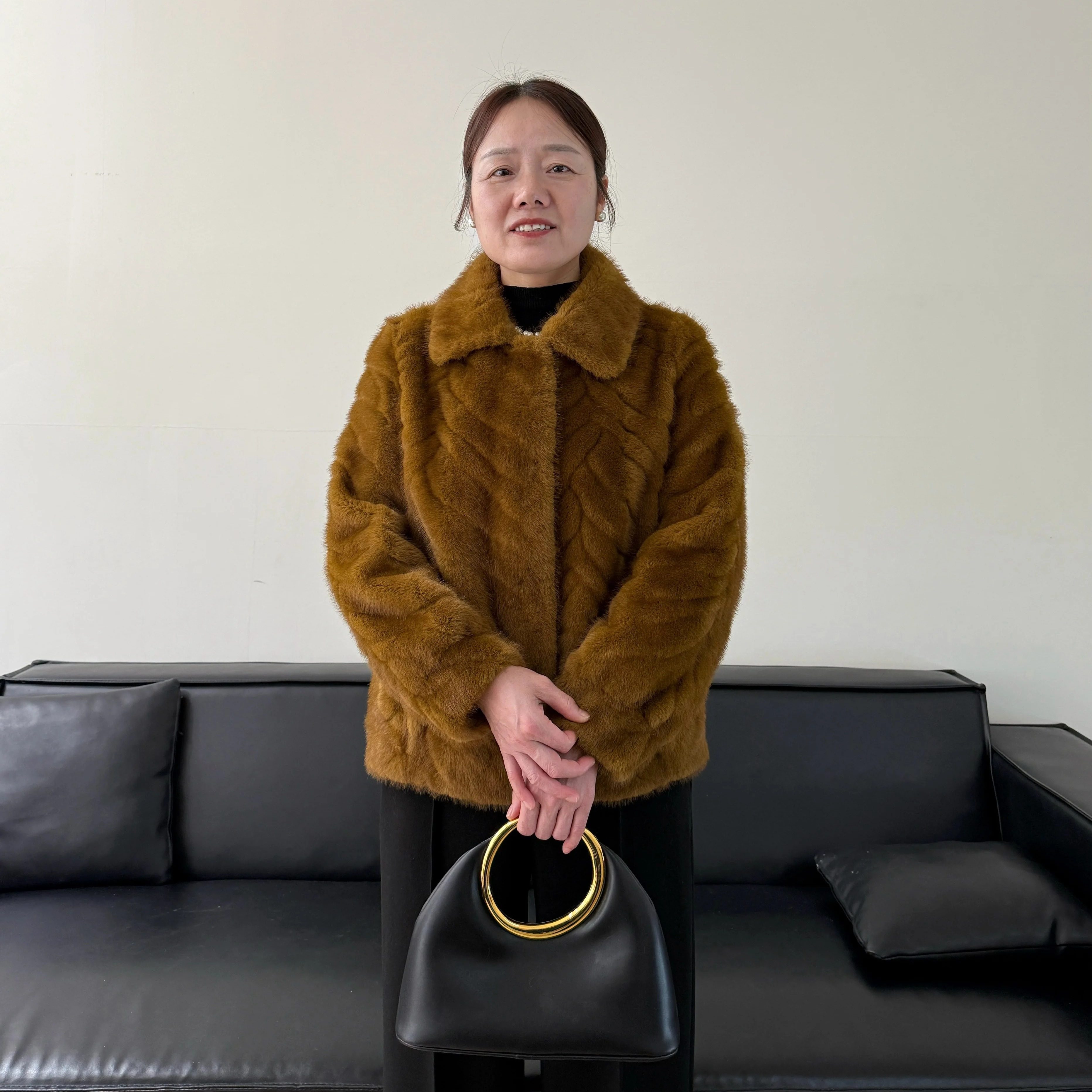 妈妈装冬季短款仿貂绒外套2025新款中年高贵气质皮草女装时尚上衣,女装/女士精品,中老年女装,淘宝优惠券,粉丝福利购,淘宝优惠卷