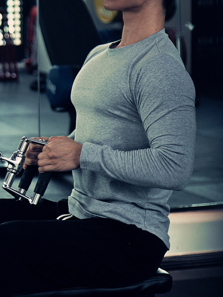 圆领弧形纯色健身衣服长袖运动t恤男跑步训练紧身衣体恤速干上衣,运动服/休闲服装,运动T恤,淘宝优惠券,粉丝福利购,淘宝优惠卷