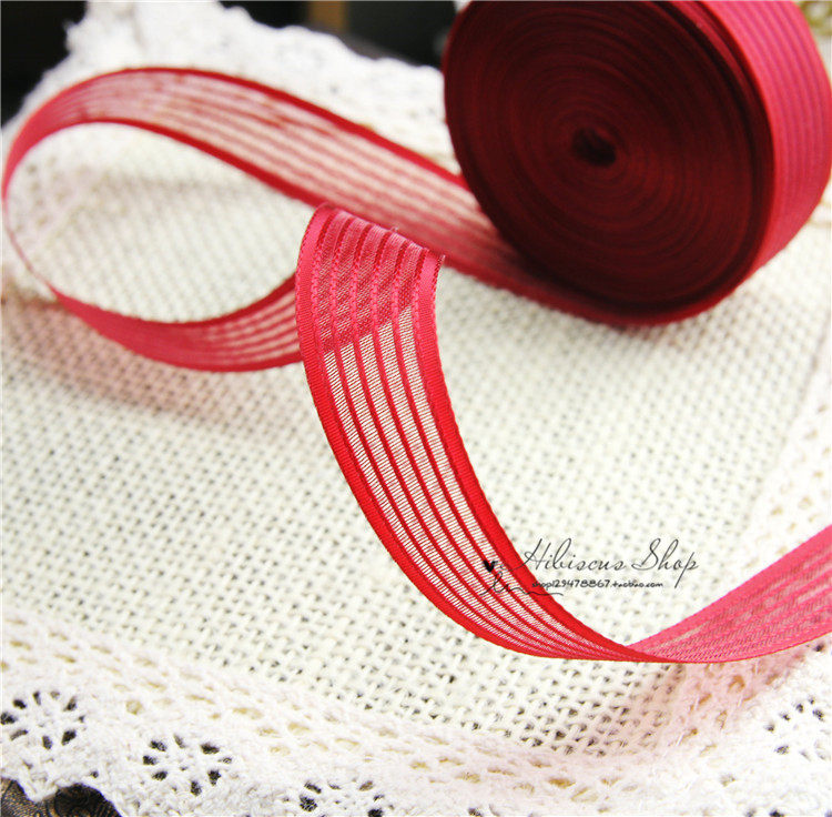 唯美浪漫1.5CM宽缎带条纹丝带绸带DIY配件礼物包装织带礼物包装带在类目 居家布艺, 缝纫DIY材料、工具及成品, 缝纫DIY配件/辅料/配饰, 丝带/绸带/布带中 - 来自Buy2taobao.com提供专业的淘宝代购服务