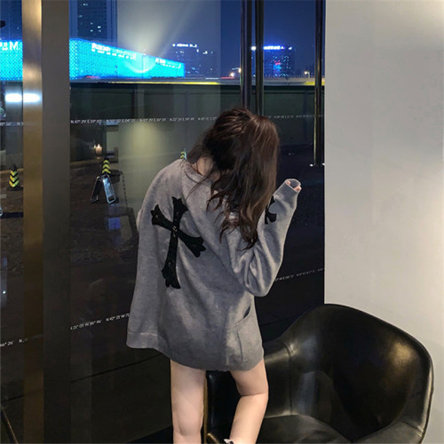 十字架拼皮毛衣外套重工