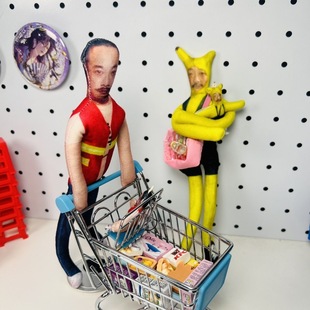 喜人奇妙夜2张兴朝周边老鼠干抽象玩偶铁丝骨架人形公仔桌面摆件