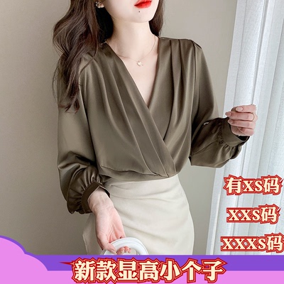 春季155cm矮个子显高XXXS女装2026装V领缎面长袖衬衫女打底衫上衣