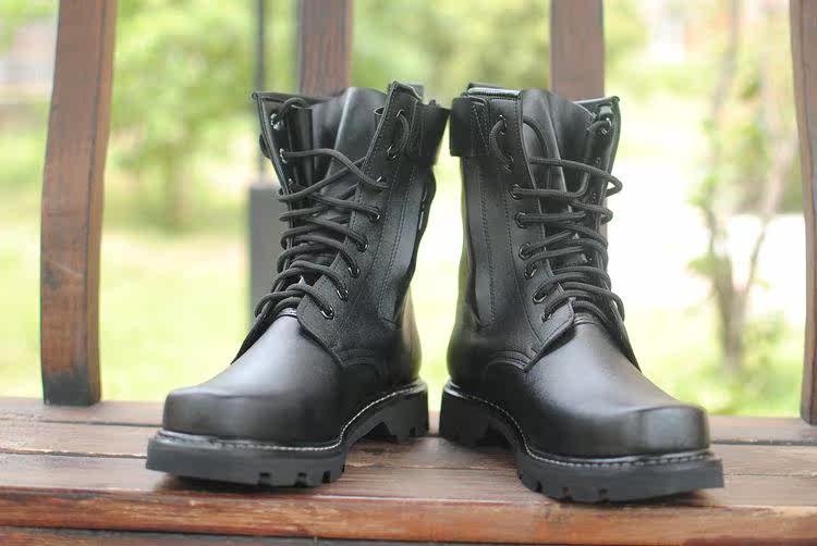 Bottes militaires en cuir - dérapage - Ref 1398407 Image 4