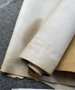 手工包料鞋 阳光皮料 厚度1.45mm 手感偏挺 料 进口头层杏色雾蜡皮