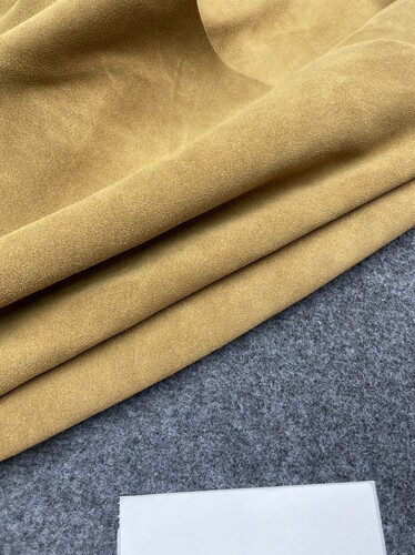 阳光手工diy皮料 进口浅棕色反绒面高丝光 手感软 厚度1.3mm