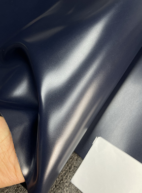阳光皮料 意大利进口CTC深蓝色平纹 手感偏挺 厚度1.34mm手工皮料