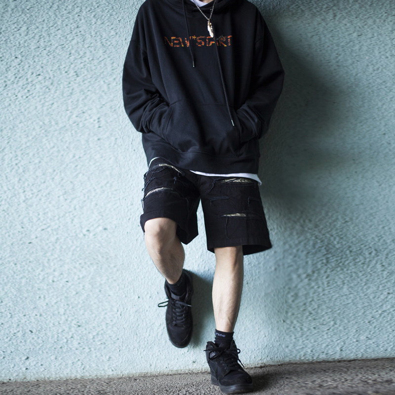 NEW*START 18ss 刀割破洞短褲 虎紋迷彩內襯內裏破壞黑色牛仔褲在類目 男裝, 休閒褲中 - 來自Buy2taobao.com提供專業的淘寶代購服務